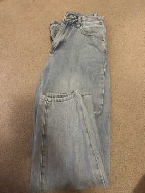 SHEIN Light Blue Women's Straight Leg Jeans